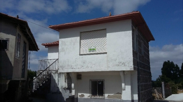 Alquiler con opcion a compra de casa en Nogueira de Ramuín ...